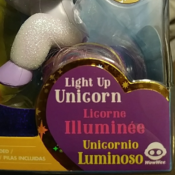 Fingerlings Mackenzie Unicorn - Picture 3 of 4